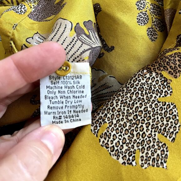 Johnny Was Taly Evette Silk Blouse Peasant Elephant Safari Size XS - Picture 8 of 8